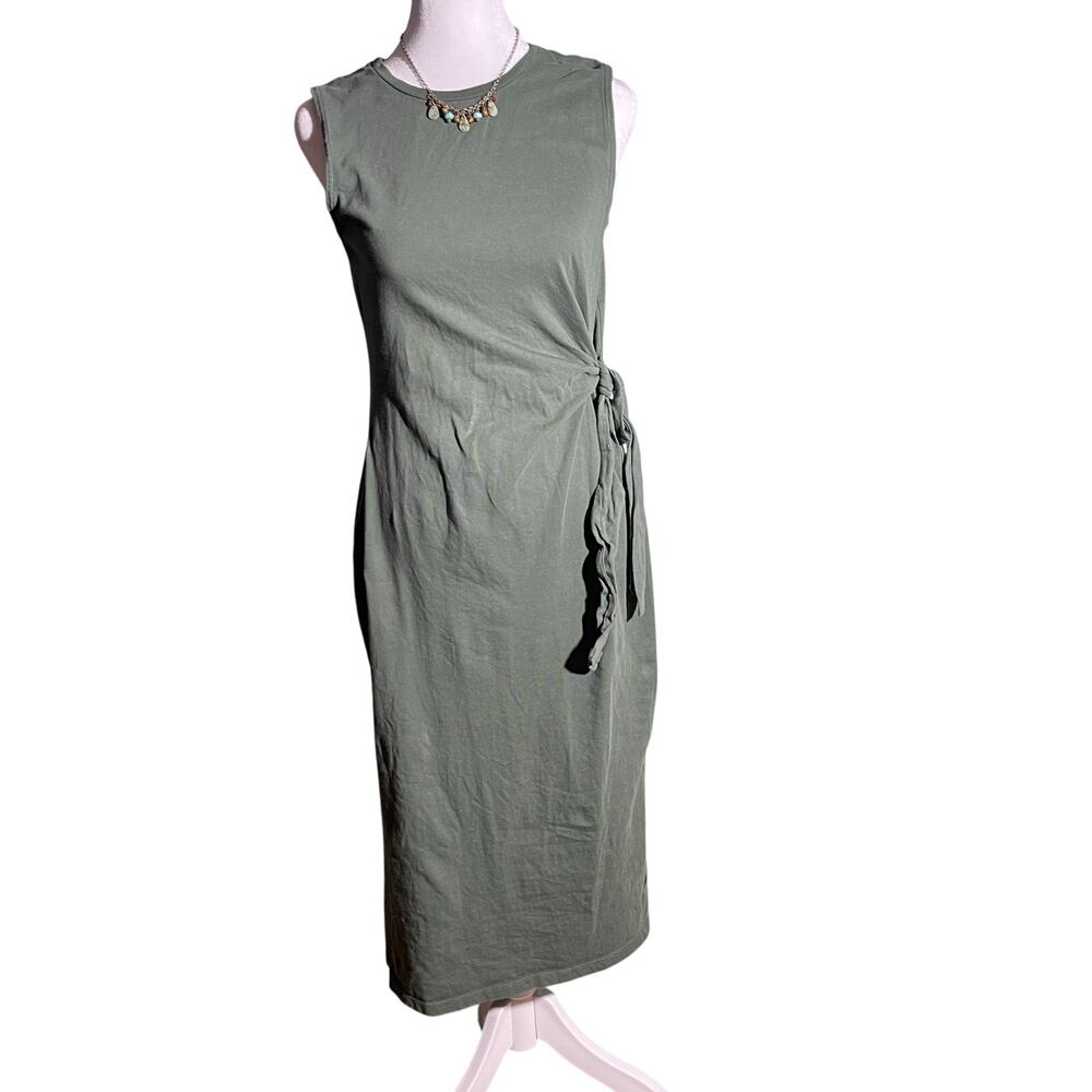 Women’s forest green wrap dress